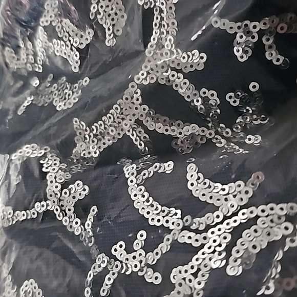 Retro, Draped Sleeves,  Contrast Sequined, Backless,  Gown - Picture 14 of 16